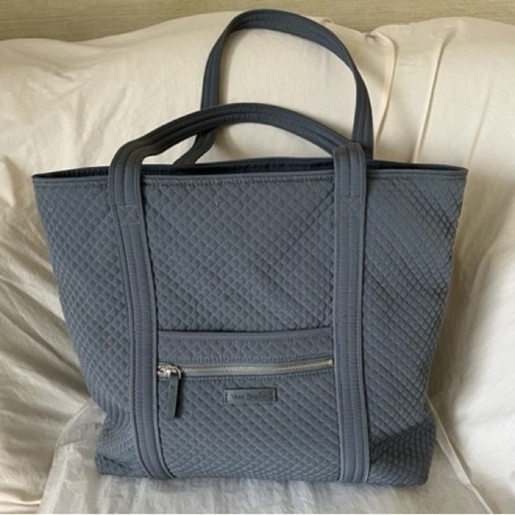 Vera Bradley Handbags - Vera Bradley Large Gray Tote G1